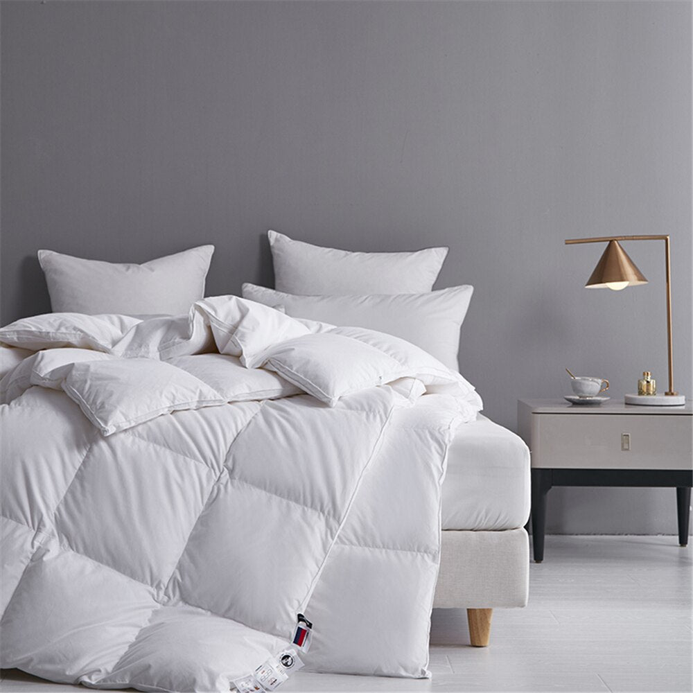 Lanlika Siberian Zero Sense 100% White Goose Down Quilt Comforter For