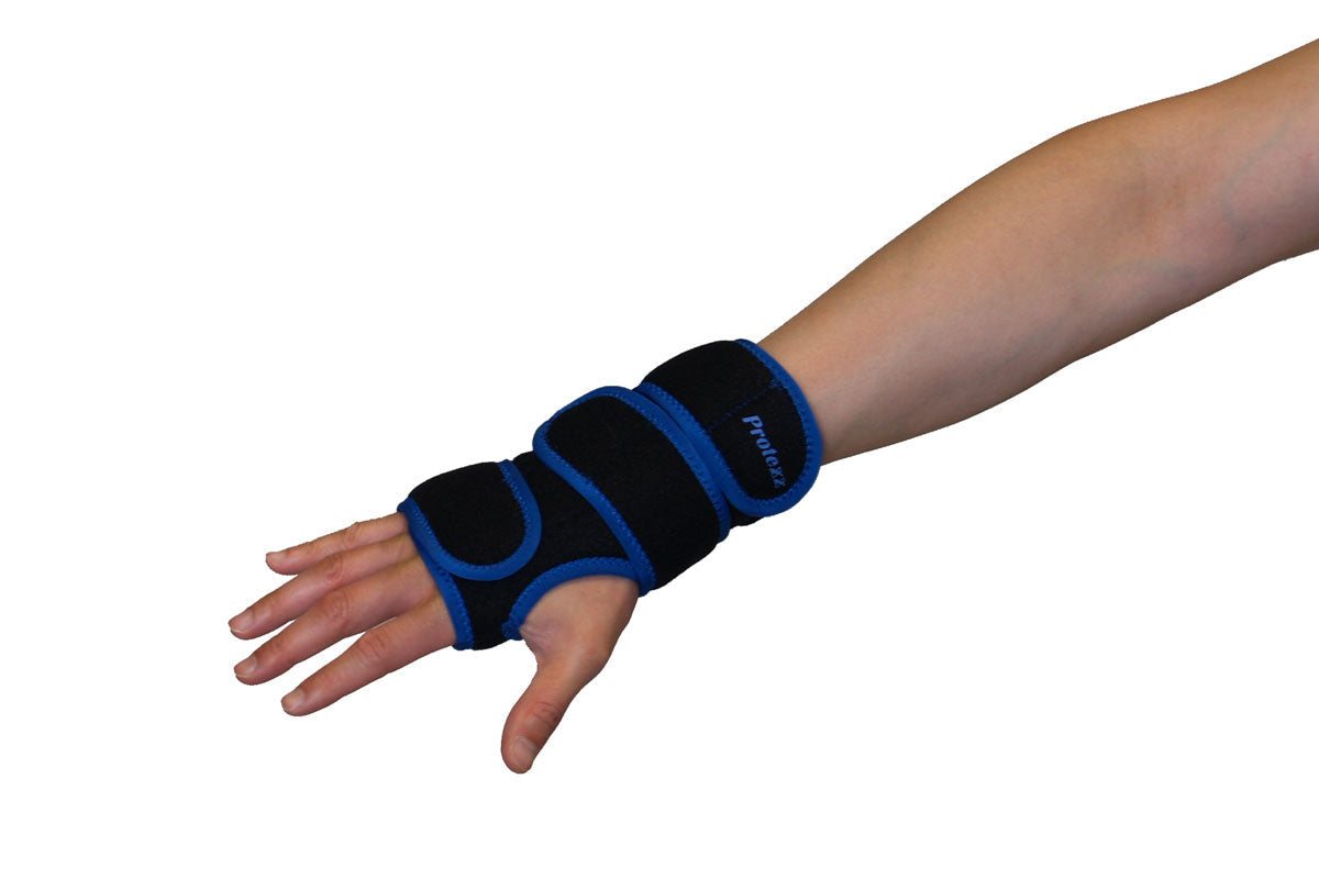 Protexx Right Palm Support Brace with 2 Aluminun Plates, Black